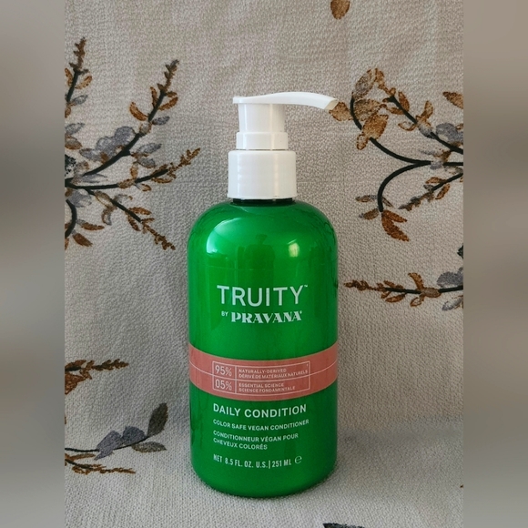 Pravana Truity Vegan Set: Daily Cleanse, Daily Condition & Thermal BlowDry Cream - Picture 5 of 6